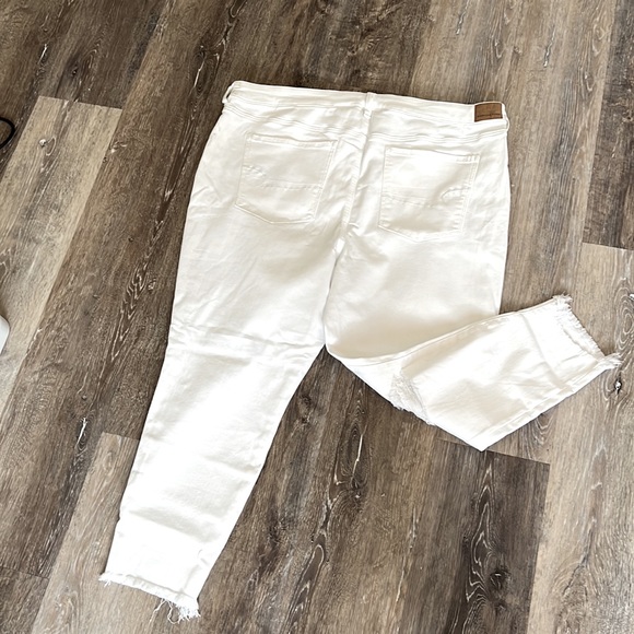 American Eagle Next level Denim stretch High Waist Jegging Crop 24 plus size - Picture 3 of 8